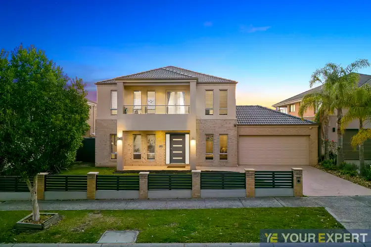 32 Lakeside Drive, Berwick VIC 3806