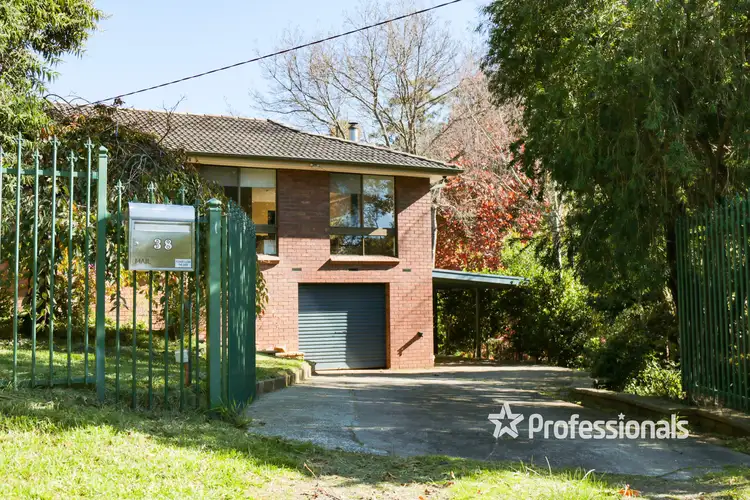 38 Old Warburton Road, Warburton VIC 3799
