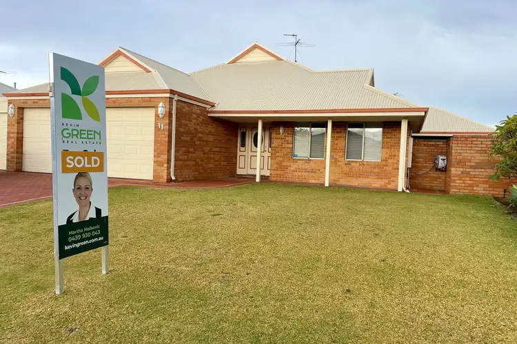 11 Petit Loop, Dudley Park WA 6210