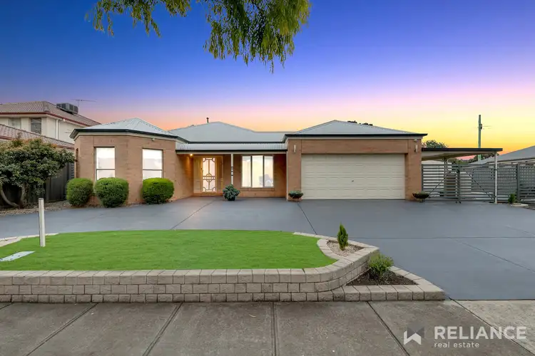 2 Burrumbeet Court, Manor Lakes VIC 3024