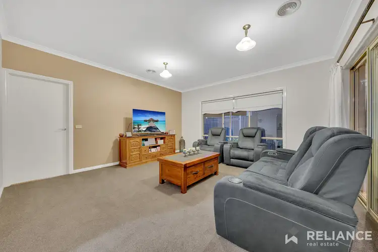 Sixth view of Homely house listing, 2 Burrumbeet Court, Manor Lakes VIC 3024