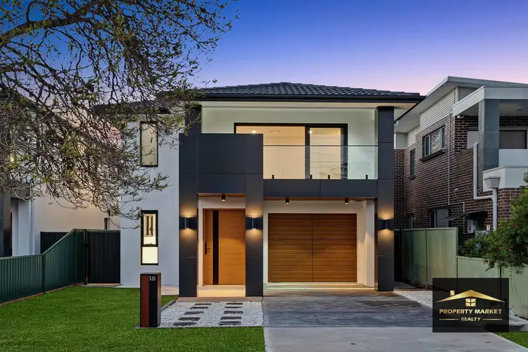 18 Birdwood Avenue, Wattle Grove NSW 2173
