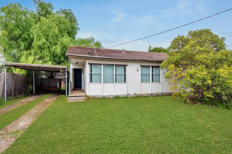 Second view of Homely house listing, 5 Flax Court, Werribee VIC 3030