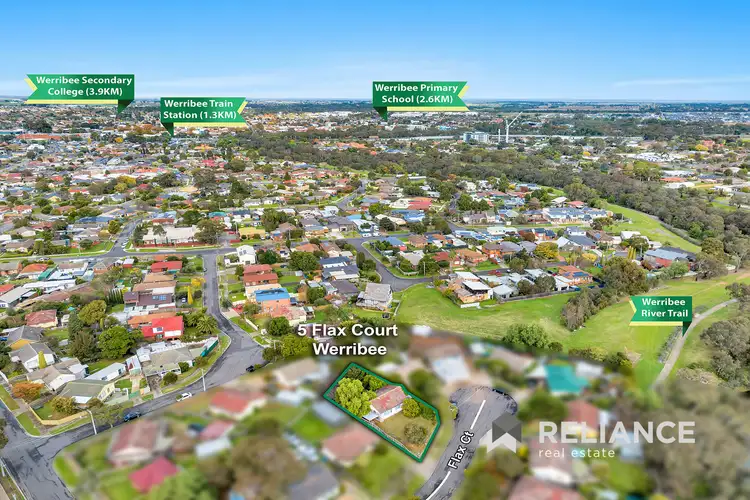 Sixth view of Homely house listing, 5 Flax Court, Werribee VIC 3030