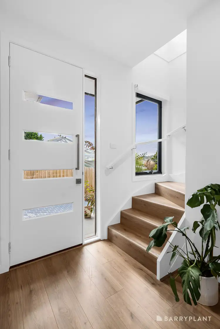 Second view of Homely house listing, 4/17 Felix Grove, Mooroolbark VIC 3138