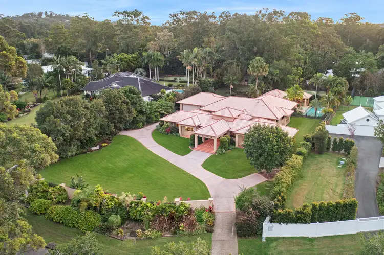 8 Shady Grove, Tanawha QLD 4556