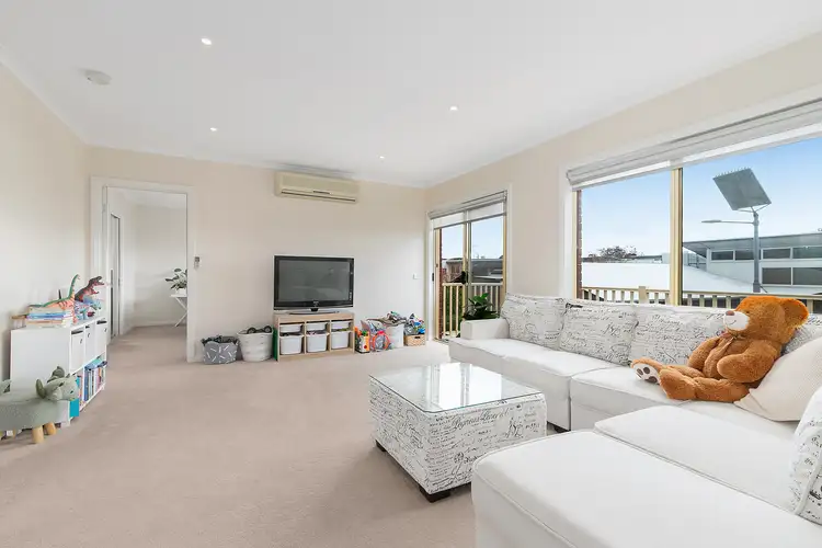 Sixth view of Homely house listing, 2/10 Beulah Street, Hamlyn Heights VIC 3215