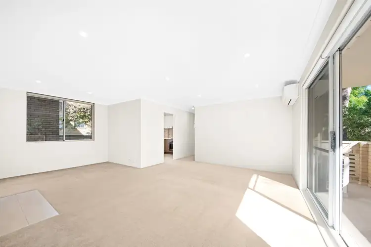 18/43 Helen Street