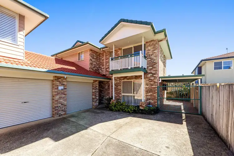 Second view of Homely semi-detached listing, 2/11 Ferny Fairway, Burleigh Heads QLD 4220