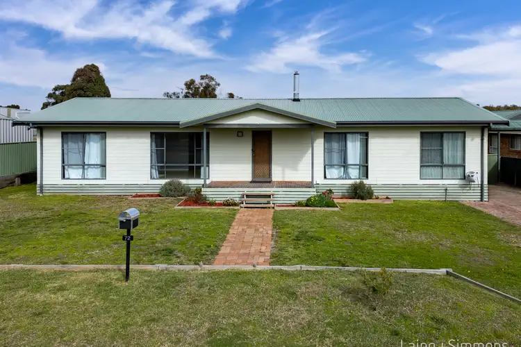 72 East Street, Uralla NSW 2358