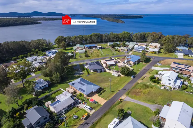 42 Warralong Street, Coomba Park NSW 2428