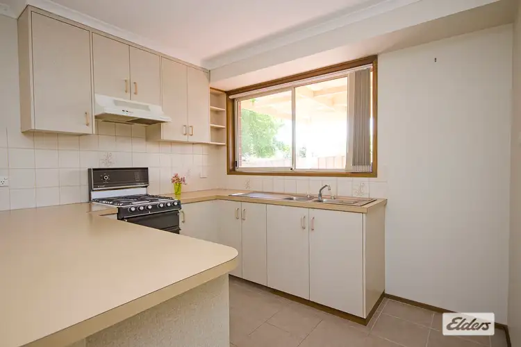 Second view of Homely house listing, 2/9 Scullin Court, Wodonga VIC 3690
