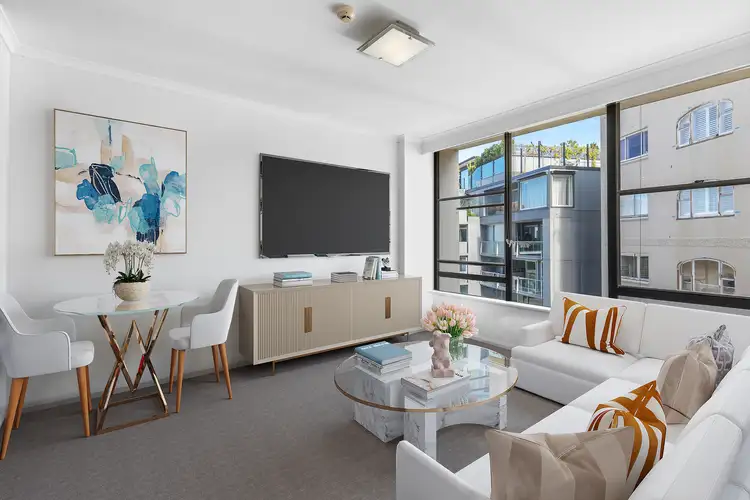 Second view of Homely apartment listing, 11b/15-19 Onslow Avenue, Elizabeth Bay NSW 2011