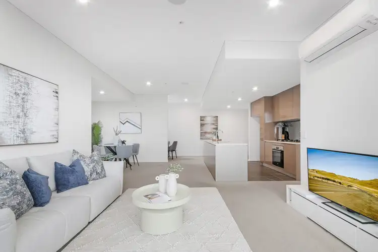 J10081/17 Amalfi Drive, Wentworth Point NSW 2127