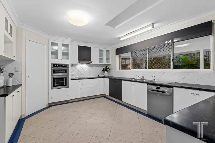 Sixth view of Homely house listing, 33 Canter Street, Mansfield QLD 4122