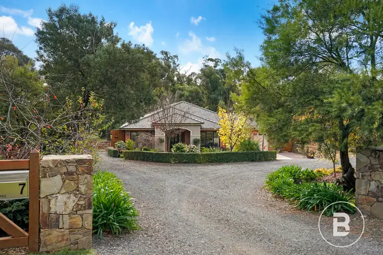 7 White Hills Road, Creswick VIC 3363
