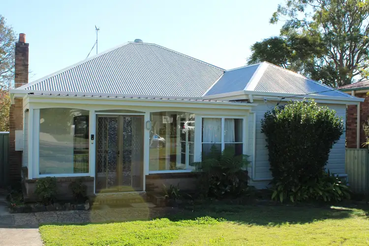 22 Joslin Street, Kotara NSW 2289