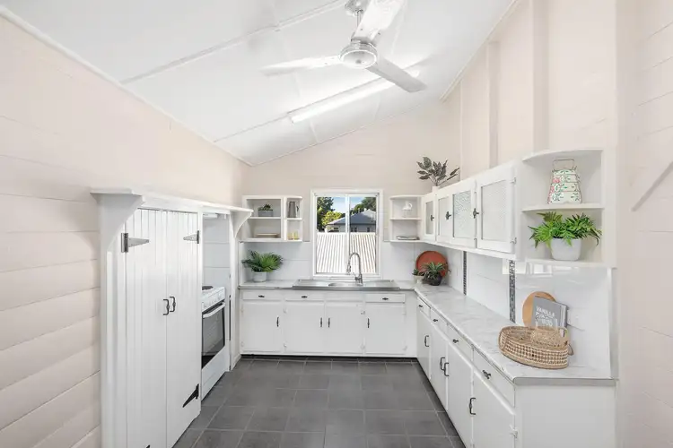 Second view of Homely house listing, 37 Buckle Street, Park Avenue QLD 4701