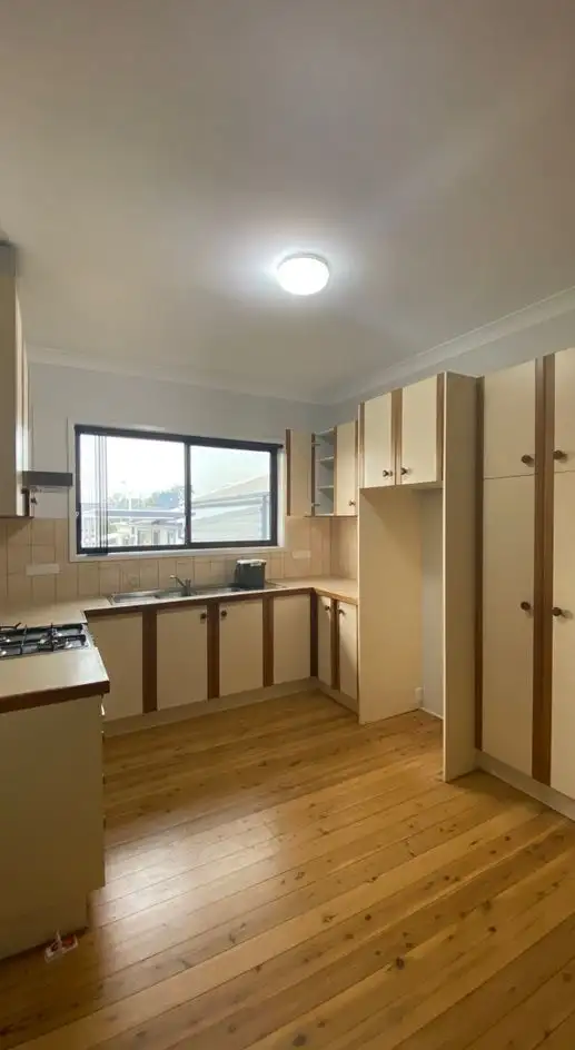 Main view of Homely unit listing, 1/19 Strathearn Avenue, Coniston NSW 2500