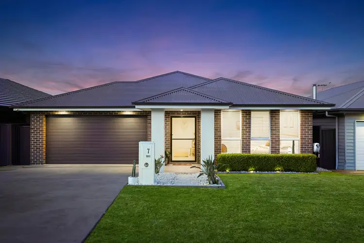7 Chalker Street, Thirlmere NSW 2572