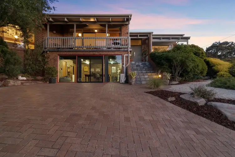 11 Hillview Avenue, Panorama SA 5041