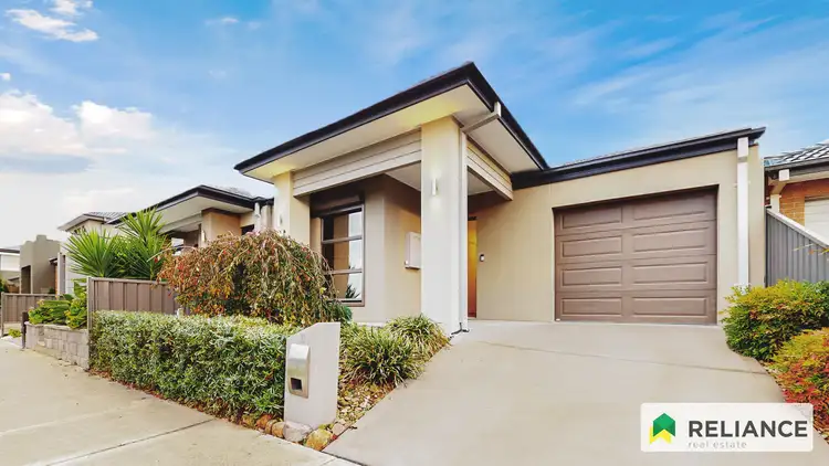 11 Altamont Road, Craigieburn VIC 3064