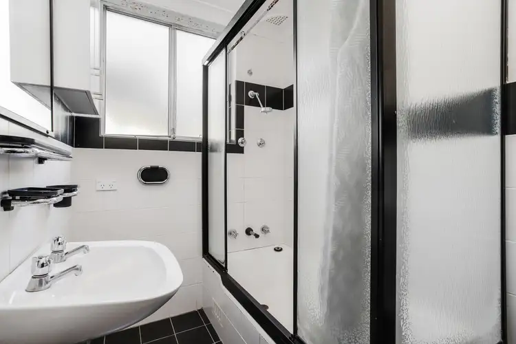 Sixth view of Homely unit listing, 3/2 Yangoora Road, Belmore NSW 2192