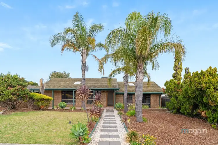23 Rogana Crescent, Hallett Cove SA 5158