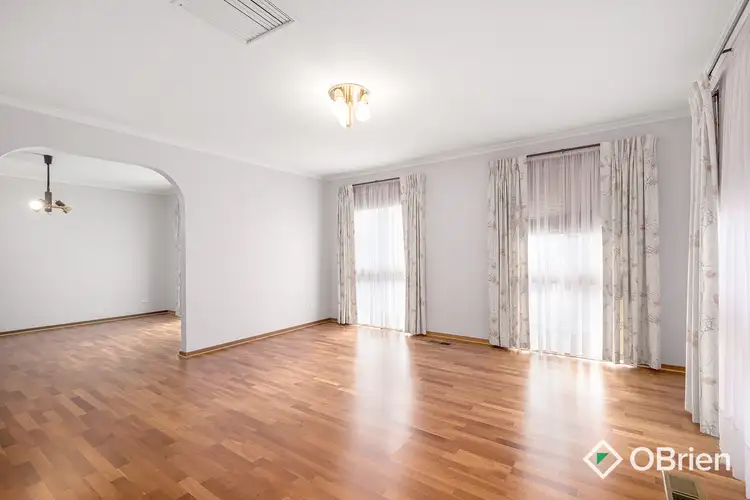 Second view of Homely house listing, 9 Murray Close, Frankston VIC 3199