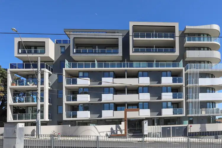 Main view of Homely unit listing, 204/21-23 Plenty Road, Bundoora VIC 3083