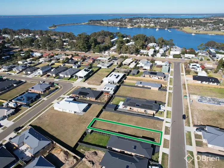 12B Ilfracombe Way, Paynesville VIC 3880