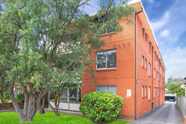 8/10 Julia Street, Ashfield NSW 2131