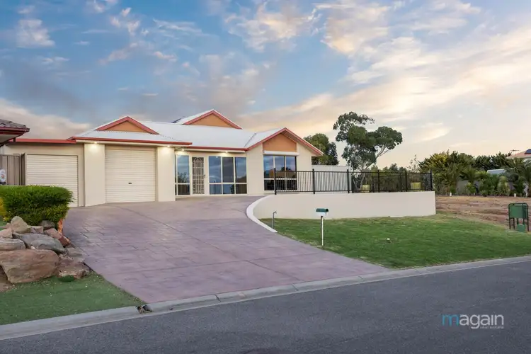 27 Hazeltine Drive, Seaford Rise SA 5169