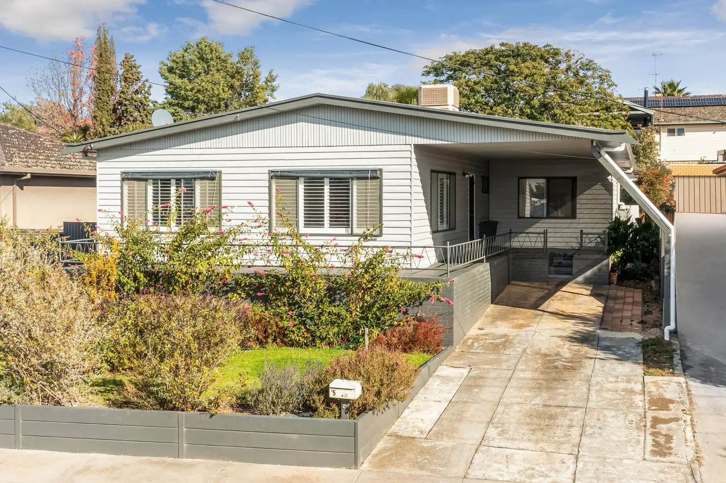 Main view of Homely house listing, 5 Manning Avenue, California Gully VIC 3556