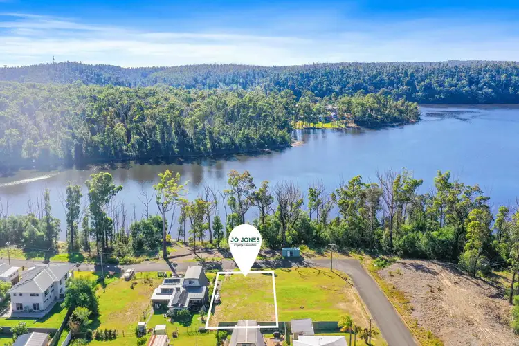 18 Sandra Street, Conjola Park NSW 2539