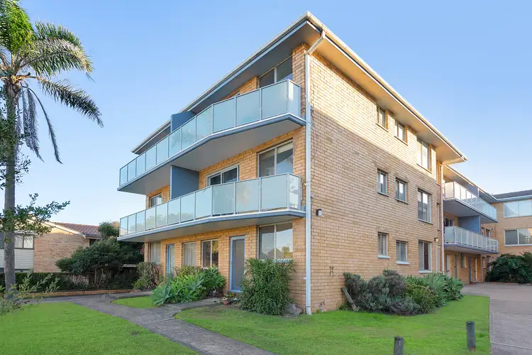 Sixth view of Homely apartment listing, 2/1267-1269 Pittwater Road, Narrabeen NSW 2101