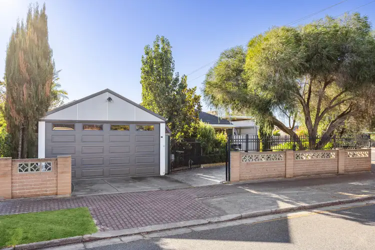30 Lapthorne Street, Glenelg East SA 5045