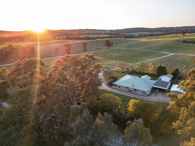116 Polish Hill River Road, Clare SA 5453