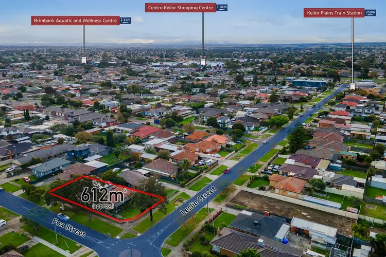 33 Leslie Street, St Albans VIC 3021