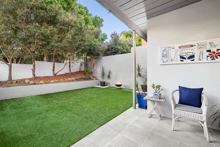 2/2 Elly Circuit, Coolum Beach QLD 4573