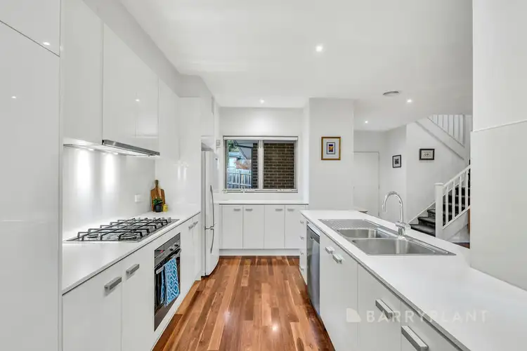 Sixth view of Homely townhouse listing, 2/4 Maureen Street, Mount Waverley VIC 3149