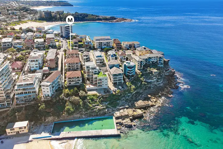 Main view of Homely apartment listing, 1/30-32 Queenscliff Road, Queenscliff NSW 2096