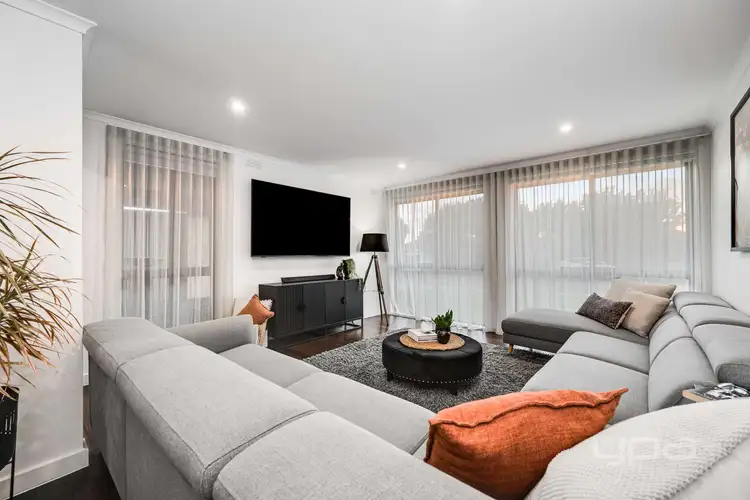 Fifth view of Homely house listing, 9 Waverley Court, Gladstone Park VIC 3043