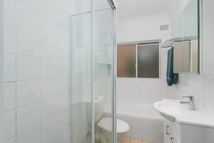 Sixth view of Homely apartment listing, 3/10 Wheeler Parade, Dee Why NSW 2099