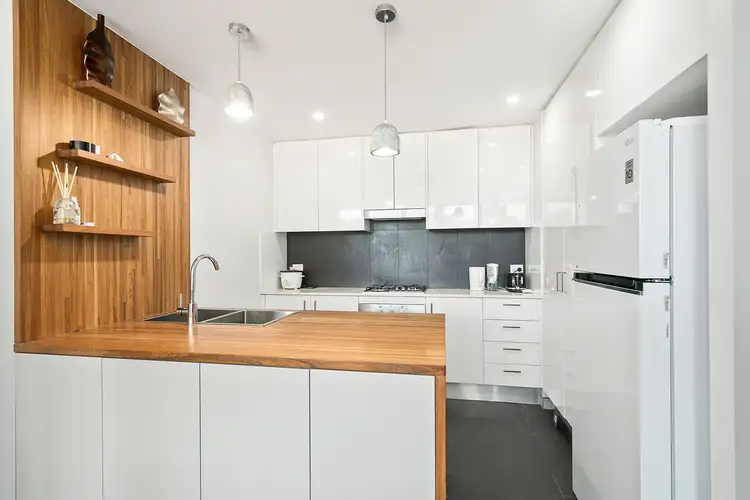Second view of Homely unit listing, 121/30 Gladstone Avenue, Wollongong NSW 2500