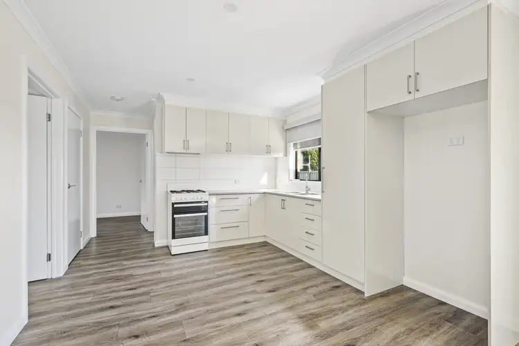 Fifth view of Homely unit listing, 2/9 Tanderra Court, Miners Rest VIC 3352