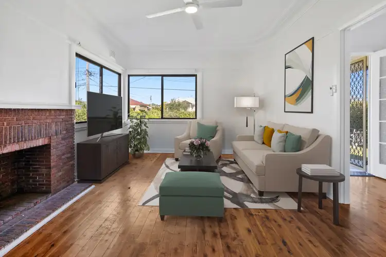 166 Pitt Road