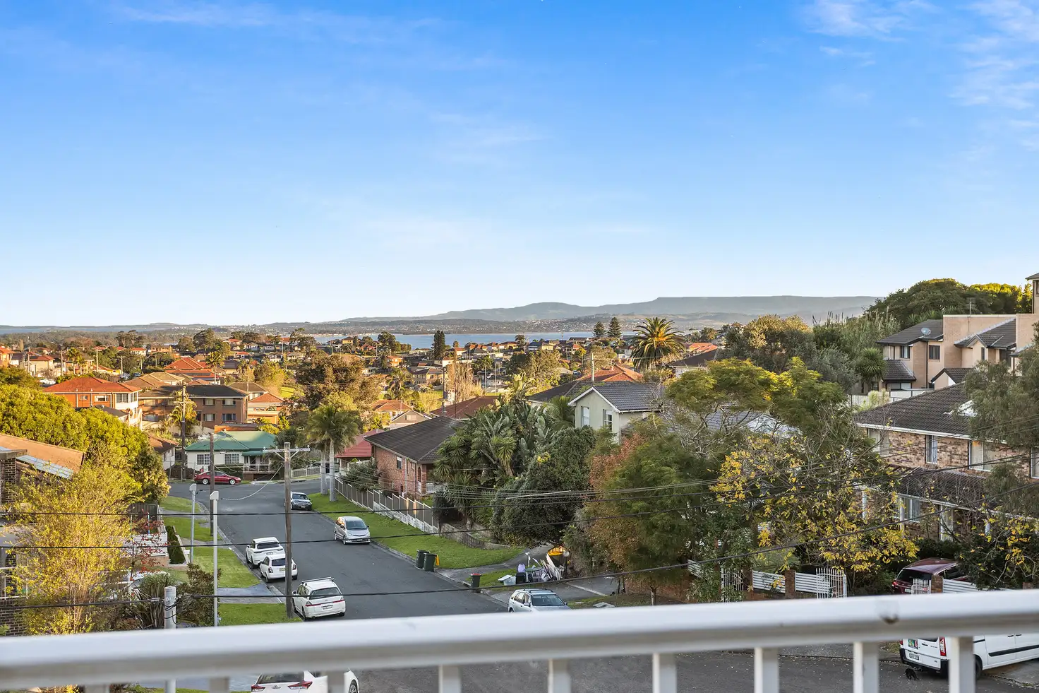 Main view of Homely unit listing, 3/15 Melinda Grove, Lake Heights NSW 2502