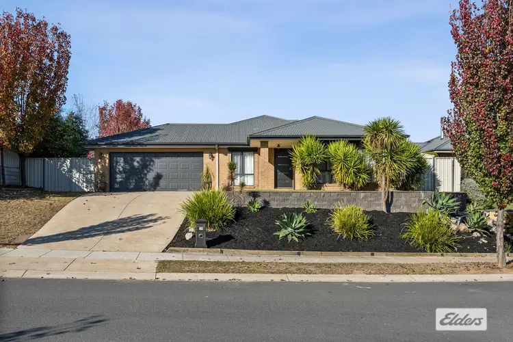 25 Mcswiney Court, Leneva VIC 3691