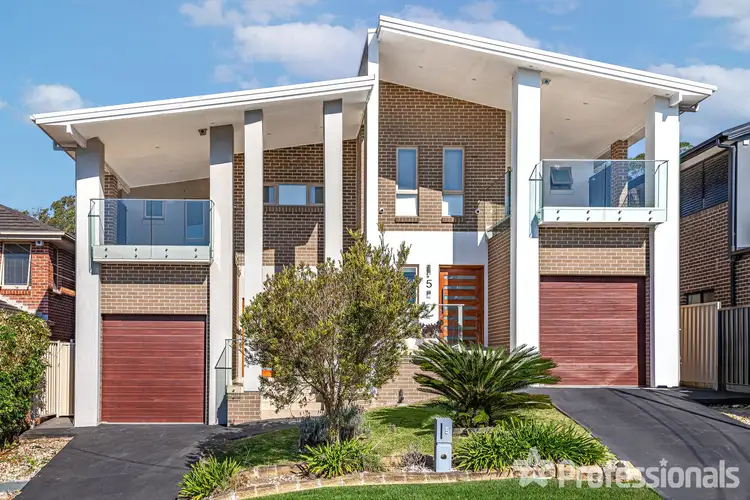 5A Amberdale Avenue, Picnic Point NSW 2213